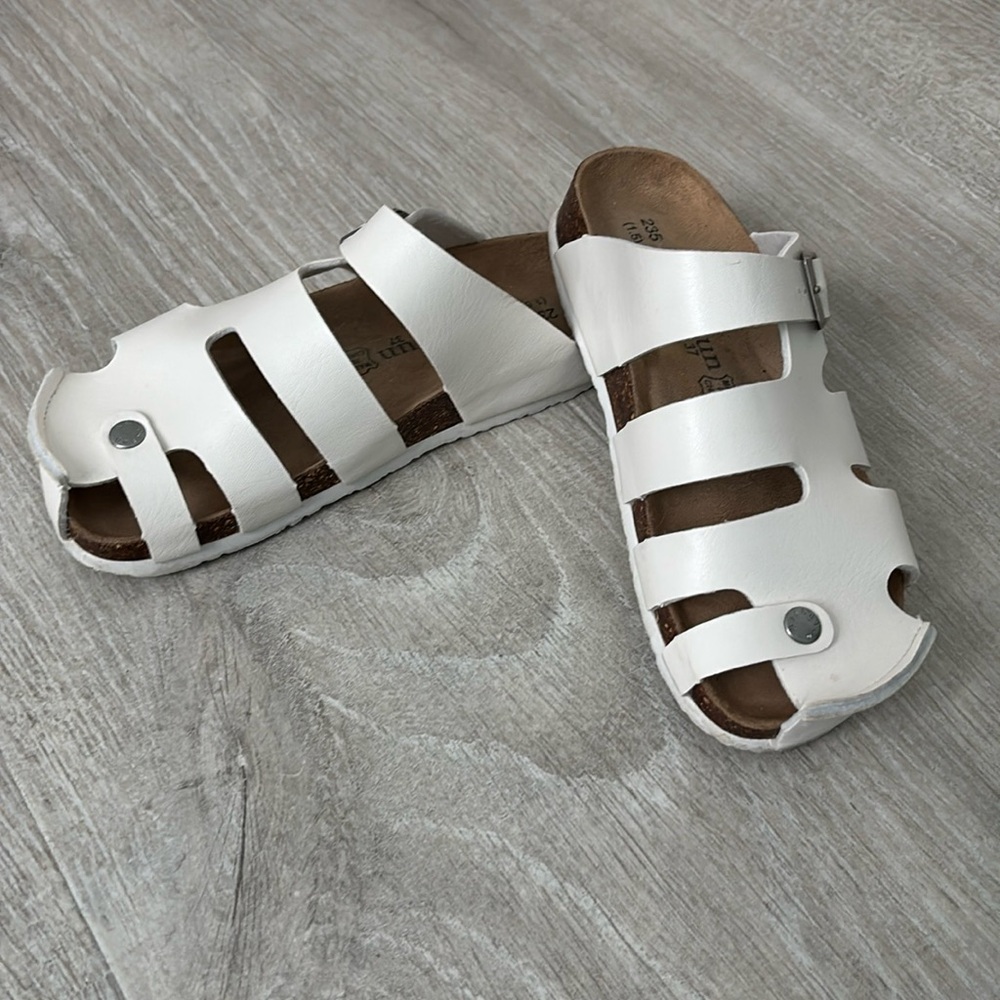 Maibulun Summer Picnic Cut-Out Clog White size 37